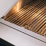 Thick stainless grates create bold restaurant-style sear marks while standing up to years of high-heat grilling.