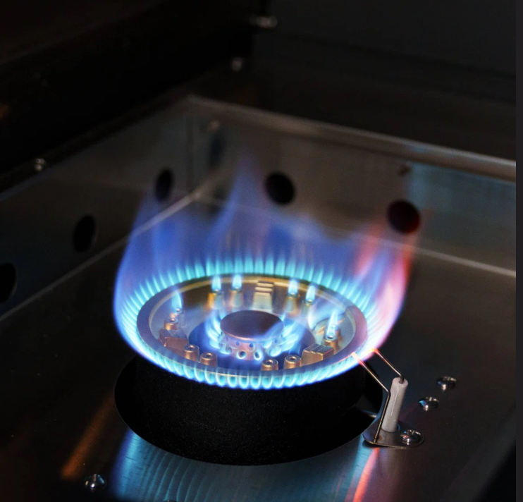 Gas Grill 8-Burner built-in BBQ island