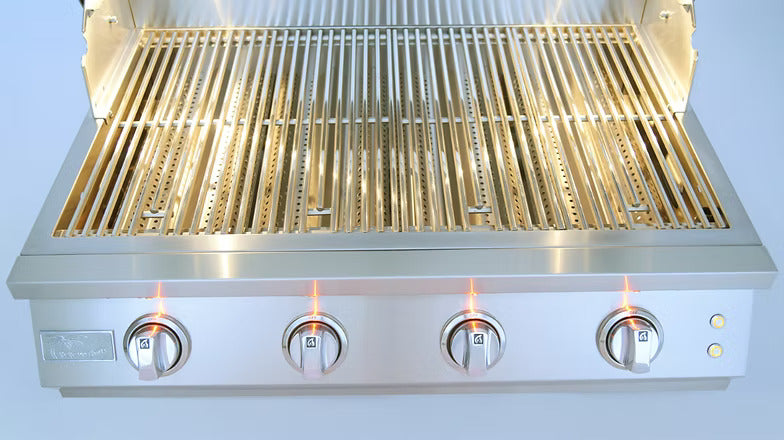 Full grate coverage on Kokomo Elite gas grills maximizes usable cooking area so you can feed a crowd in a single round of grilling.