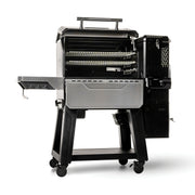 The XT's ExtraTough insulated body and large cooking chamber give you competition-sized capacity while holding steady heat for all-day cooks.