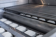 Stainless heat-zone separators let you run multiple temperature zones at once for precise and indirect cooking.