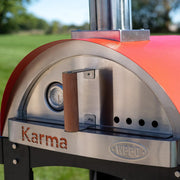Integrated thermometer and insulated door give you precise, consistent baking temps